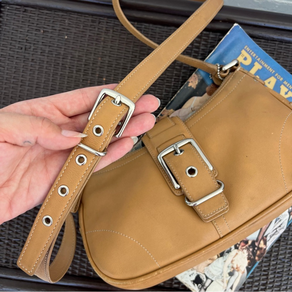 Y2K Coach Hampton Demi Buckle Crossbody Bag ๐ค - Picture 8 of 13